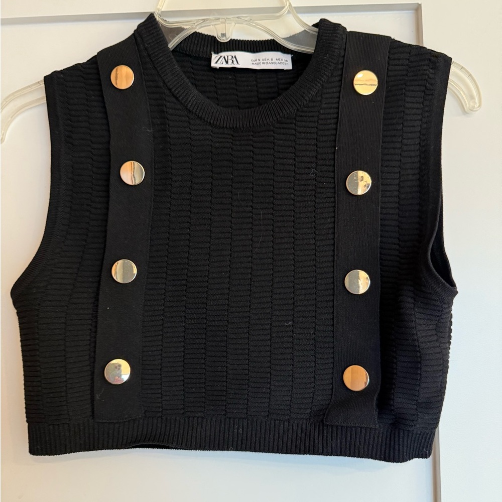 Zara Black Knit Crop Top with Gold Button Detail Women’s Size Small Vest